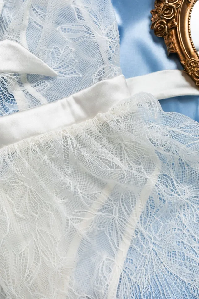 Couples Mentionables Bridal Bundle Eyelash Lace Crotchless Teddy Cream