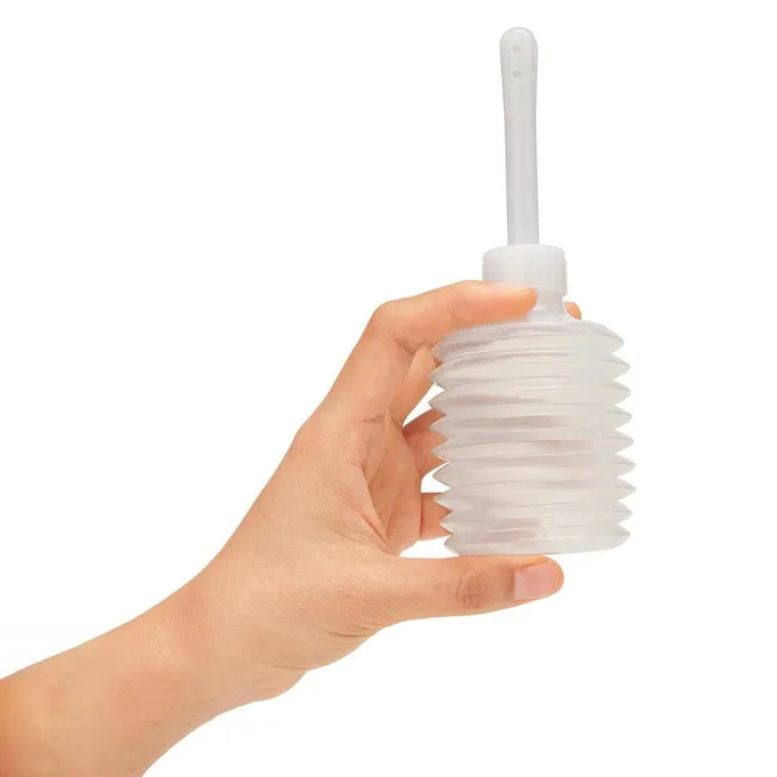 AquaClean Enema Syringe 550 ml Capacity with Free Travel Douche Xgen Products Male Sex Toys